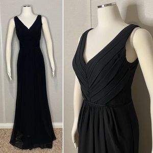 Monique Lhuillier bridesmaids black formal dress